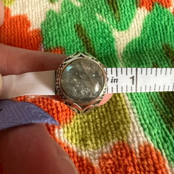 Sterling Silver Labradorite Cabochon Ring - Picture 11 of 12